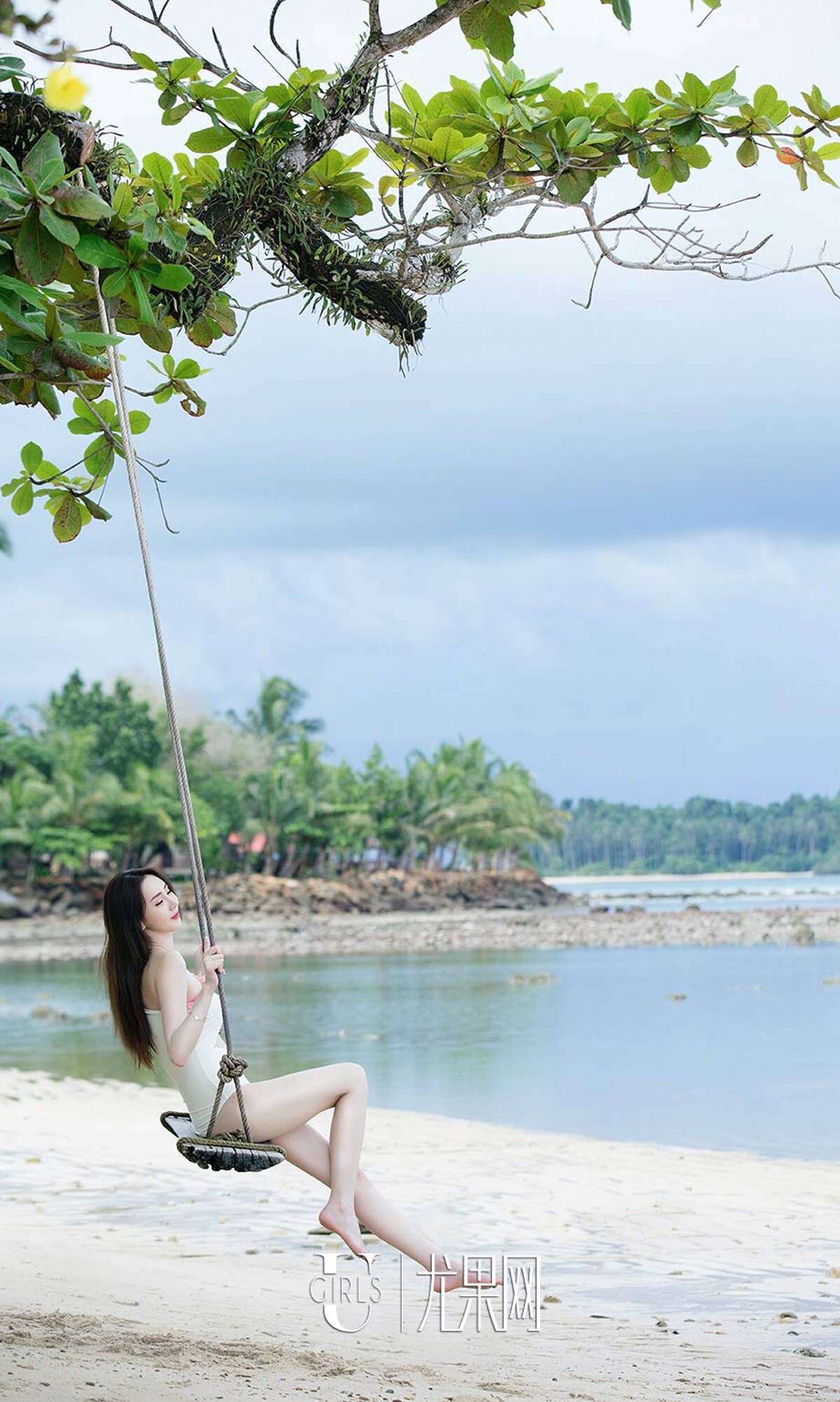 [爱尤物]2018APP NO.1130 于思琪一浪漫的事